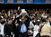 开云体育-重庆男篮深陷败局，降级前景堪忧