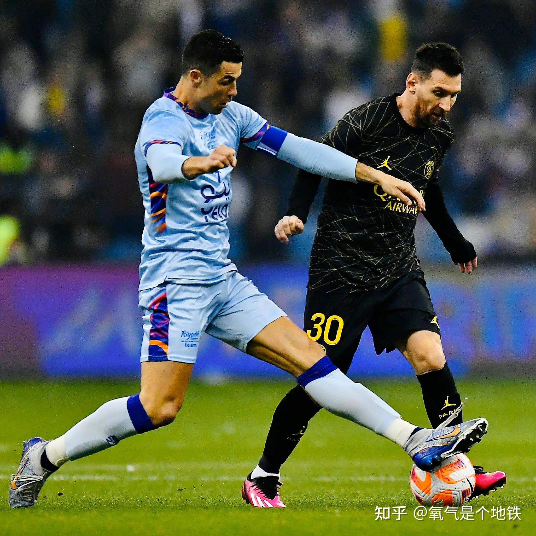 梅西出战首秀破门，成都犀牛主场力克成都鱼攻