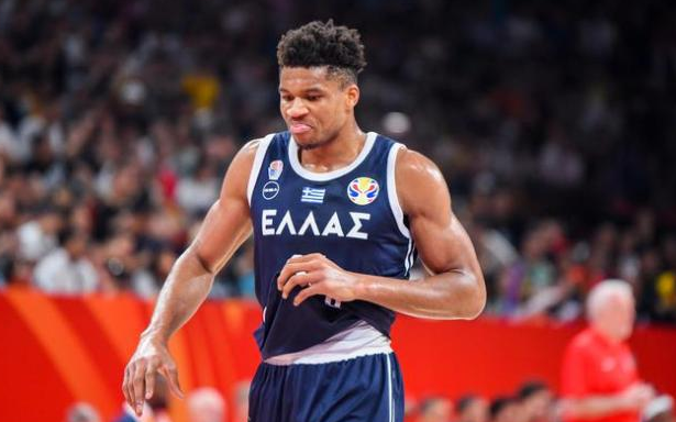 波兰希腊，攻防对决胜负难明