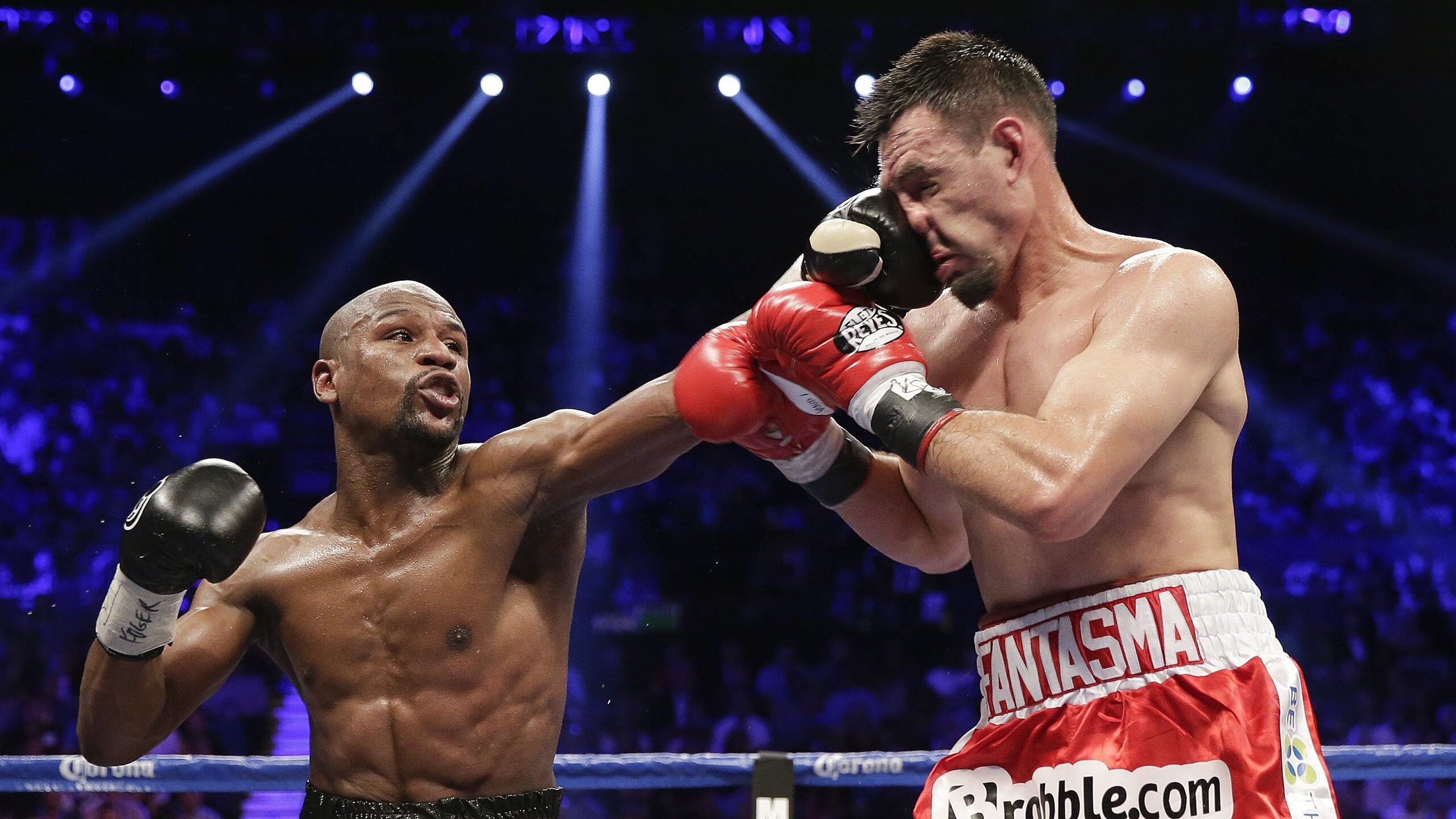 布伦森关键时刻站出来,灰熊轻取黄蜂,一场团队韧性与个人英雄主义的完美结合