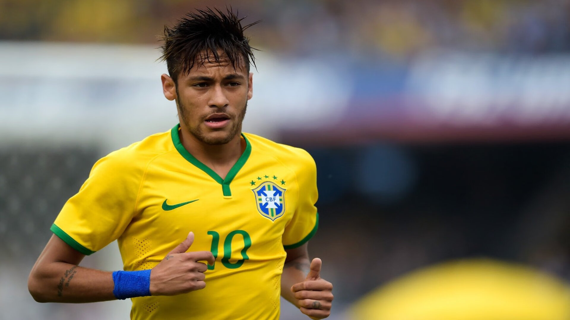 赛道新秩序，雷诺铁骑碾压跃马，汉密尔顿烈火点燃赛场